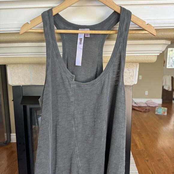 Wilt Tank Top Women's Light Gray Racerback Strap Asymmetrical Small Lagenlook M - Picture 3 of 8